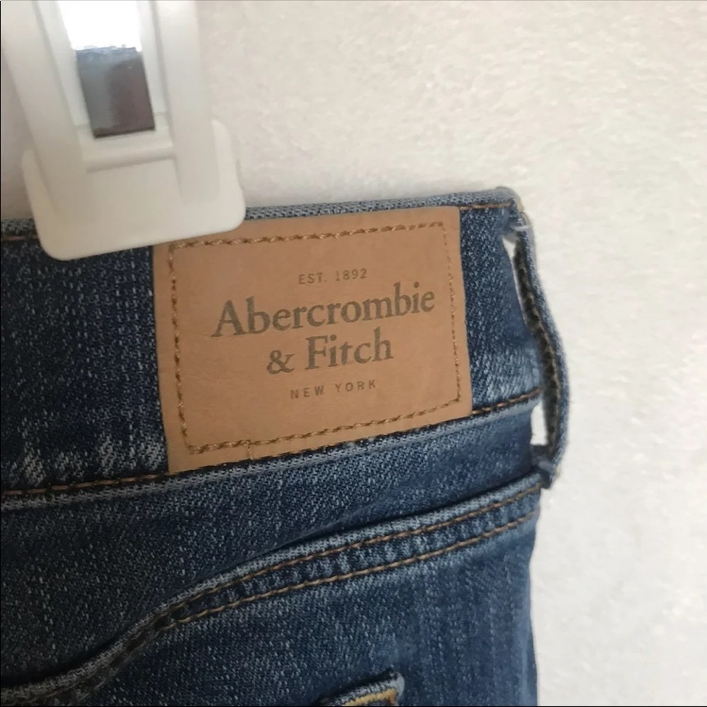 Abercrombie and Fitch shorts Size w26 - Picture 4 of 4
